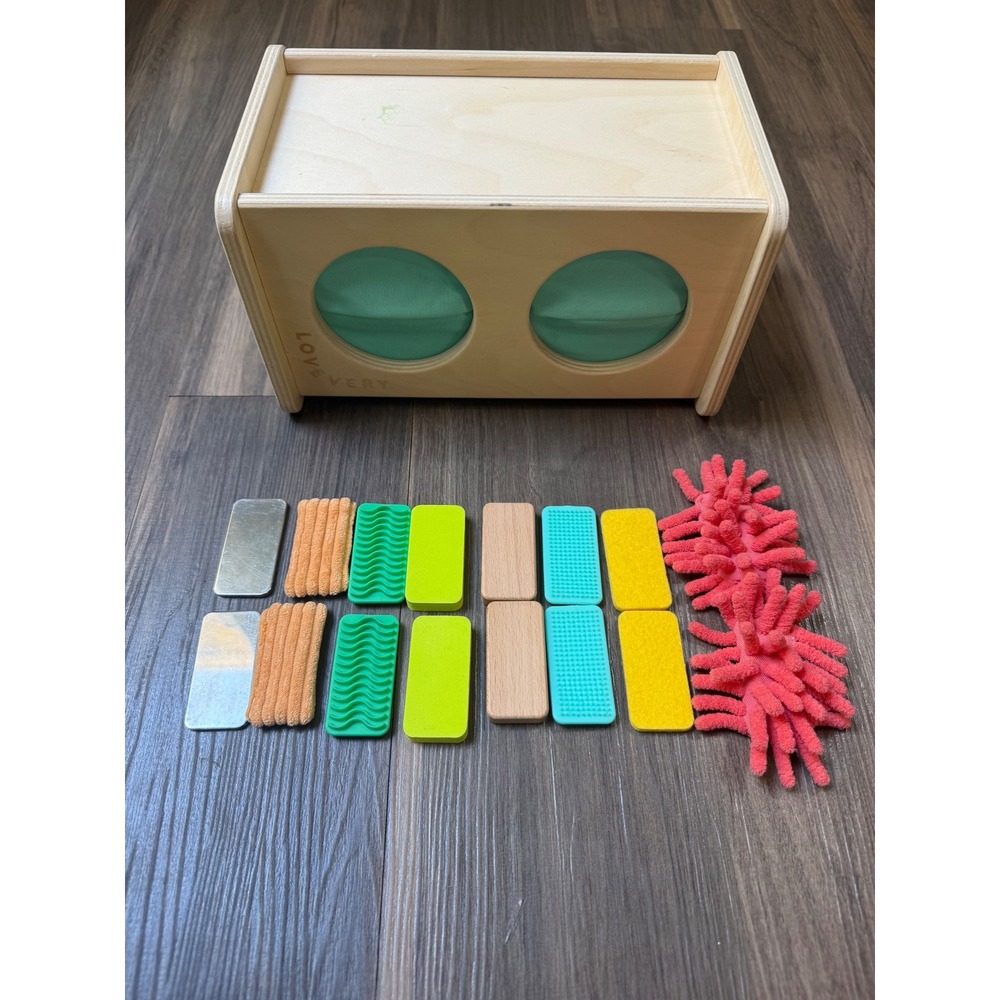 Lovevery Montessori Wooden Sensory Box COMPLETE Toddler‎ 3/4 Kit (45-48 Months)